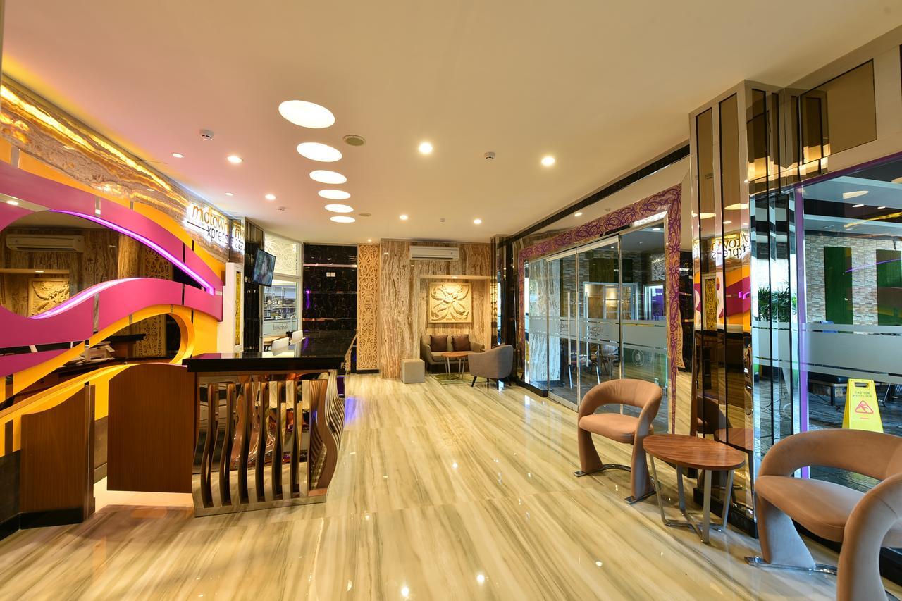 Hotel Midtown Xpress Balikpapan Exteriér fotografie